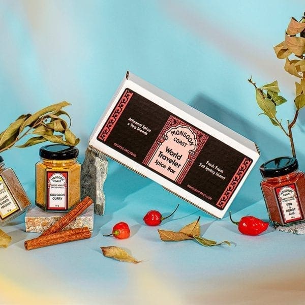 World Traveler Spice Box showing jars - Punjabi Garam Masala, Kowloon Curry, and BBQ & Roast Rub